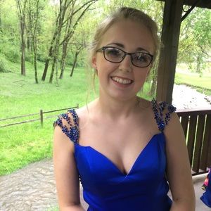 Meet your Posher, Samantha